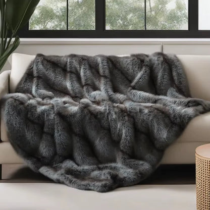 Luxury Faux Fur Blanket High-End Bed Fox Fur Blankets Perfect For Beds Or On The Sofa 