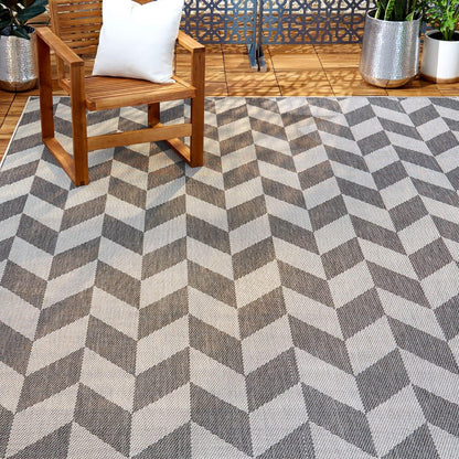 Patio Country Calla Contemporary Herringbone Indoor/Outdoor Area Rug, Blue/Grey, 7'9"X10'2"